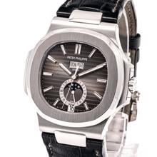 Thumbnail von Patek Philippe Nautilus Annual Calendar – 5726A-001 – like NEW – 07/2019 Full Set