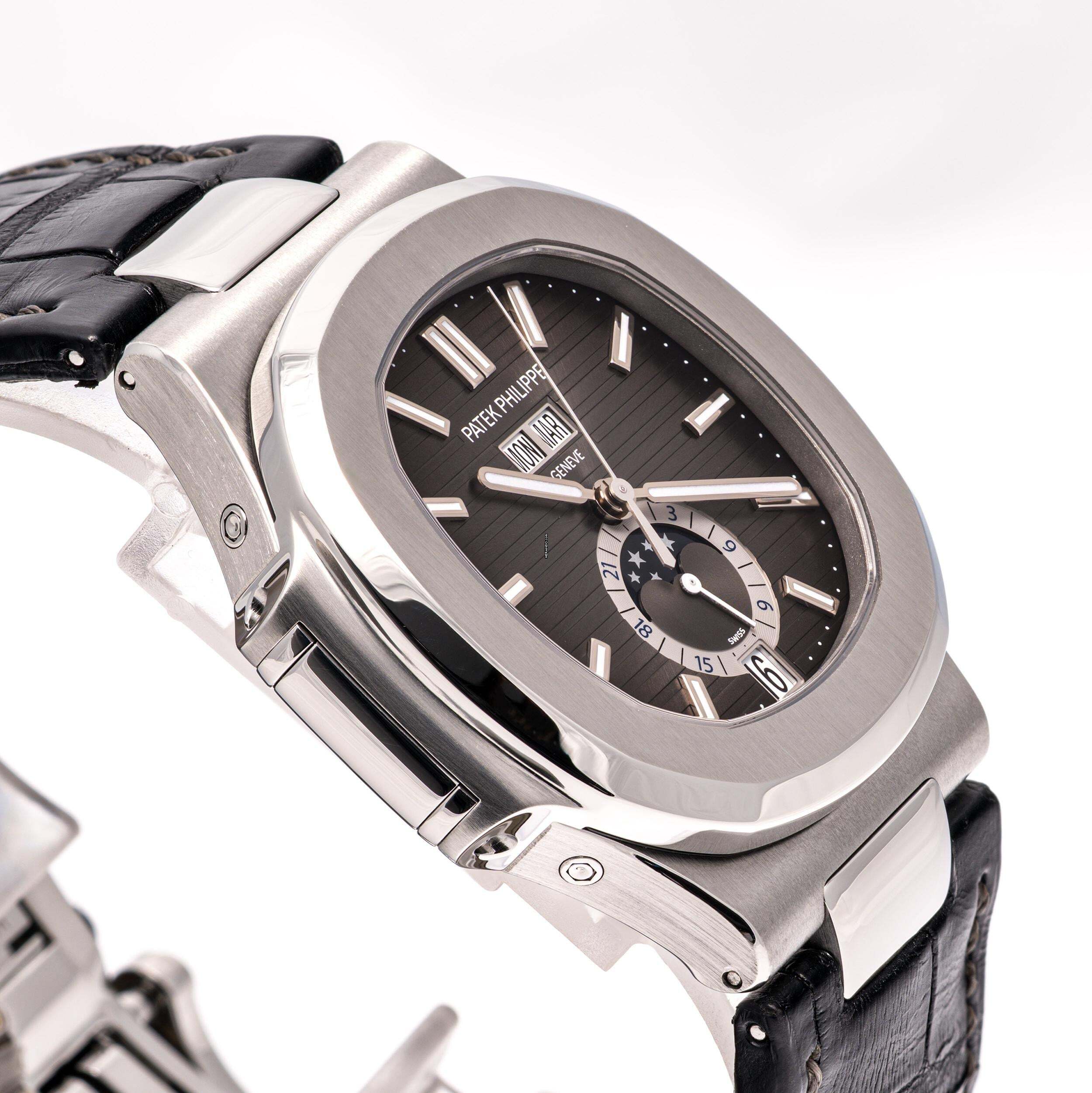 Thumbnail von Patek Philippe Nautilus Annual Calendar – 5726A-001 – like NEW – 07/2019 Full Set