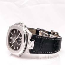 Thumbnail von Patek Philippe Nautilus Annual Calendar – 5726A-001 – like NEW – 07/2019 Full Set