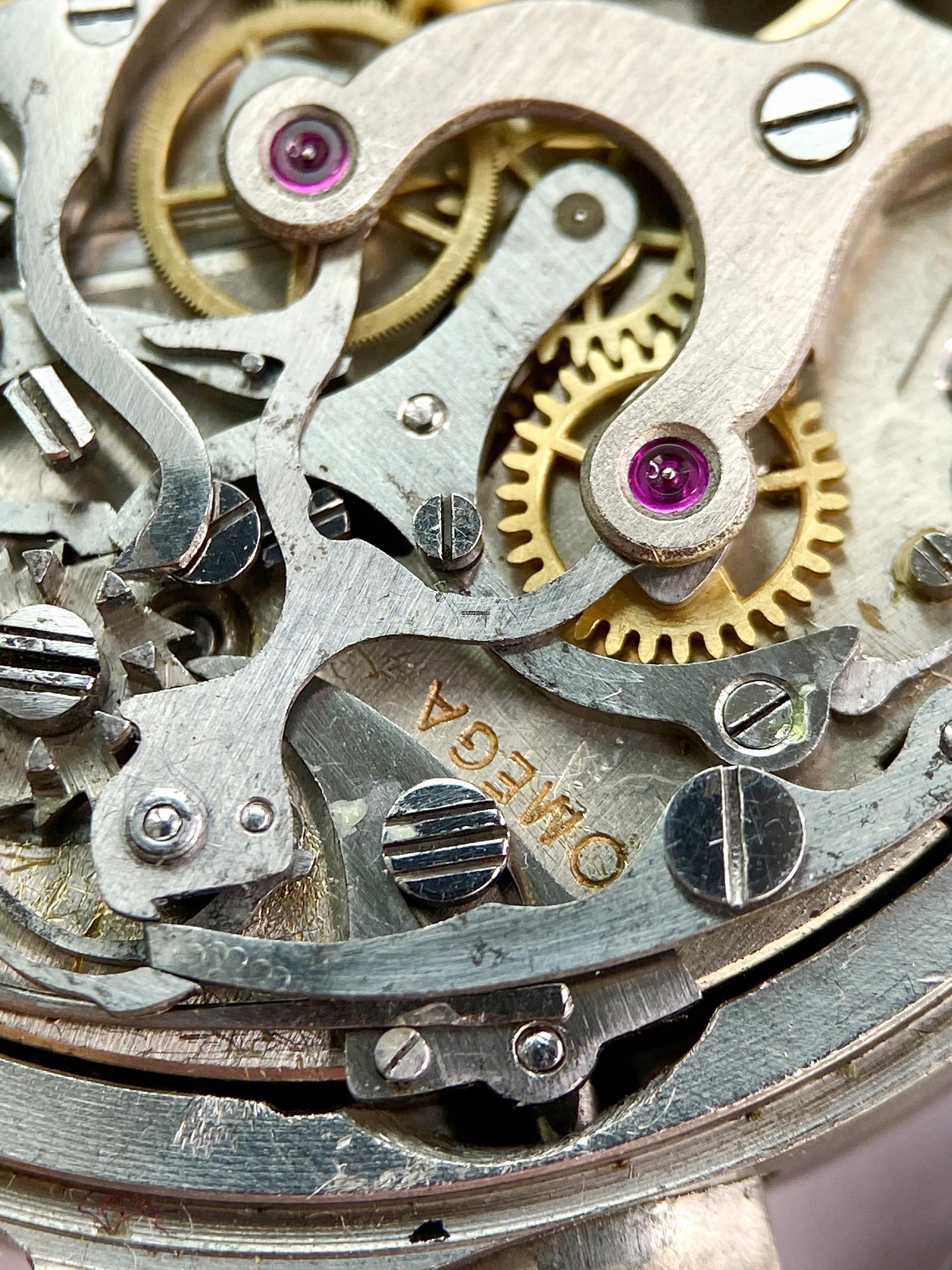 Thumbnail von Omega Classic Serviced Vintage 33.3 Chronograph Black Restord Sector Dial 38mm