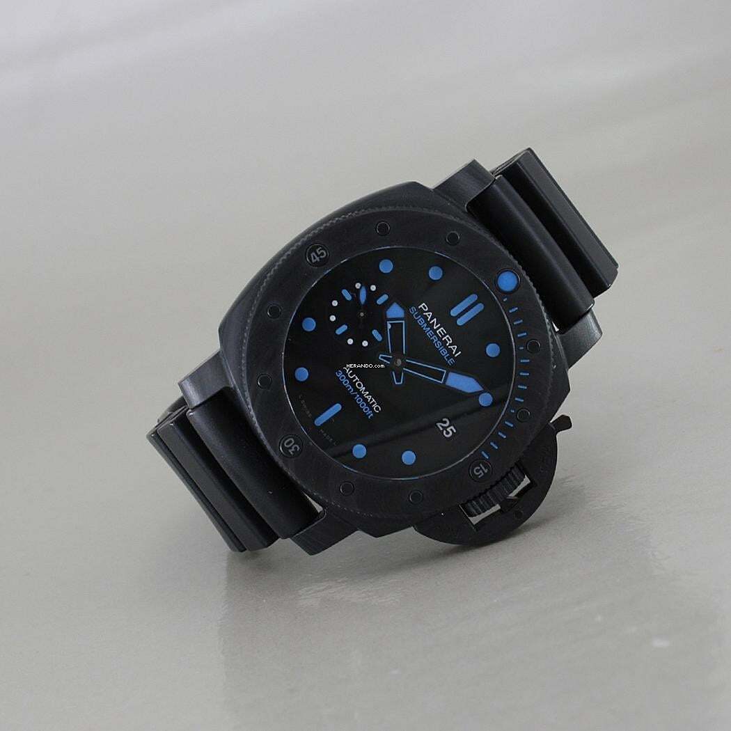 Panerai Submersible Carbotech Ø 42 mm 2 Armbänder Full Full Full Set Top Zustand 