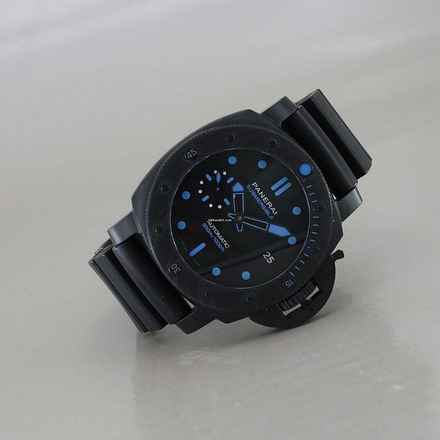 Panerai Submersible Carbotech Ø 42 mm 2 straps Full Full Full Set Top condition