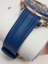 Thumbnail von Omega Seamaster Diver 300 M 42mm 210.22.42.20.03.002 Blauwe wijzerplaat Sedna Goud/Staal Zeer goed Compleet met doos 11-2023