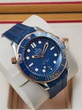 Thumbnail von Omega Seamaster Diver 300 M 42mm 210.22.42.20.03.002 Blauwe wijzerplaat Sedna Goud/Staal Zeer goed Compleet met doos 11-2023