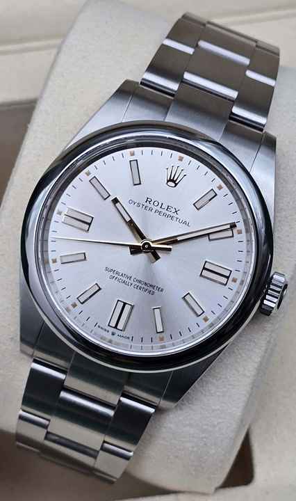  Rolex Oyster Perpetual 41mm 134300 Silver Very Good Full Set 11-2025 