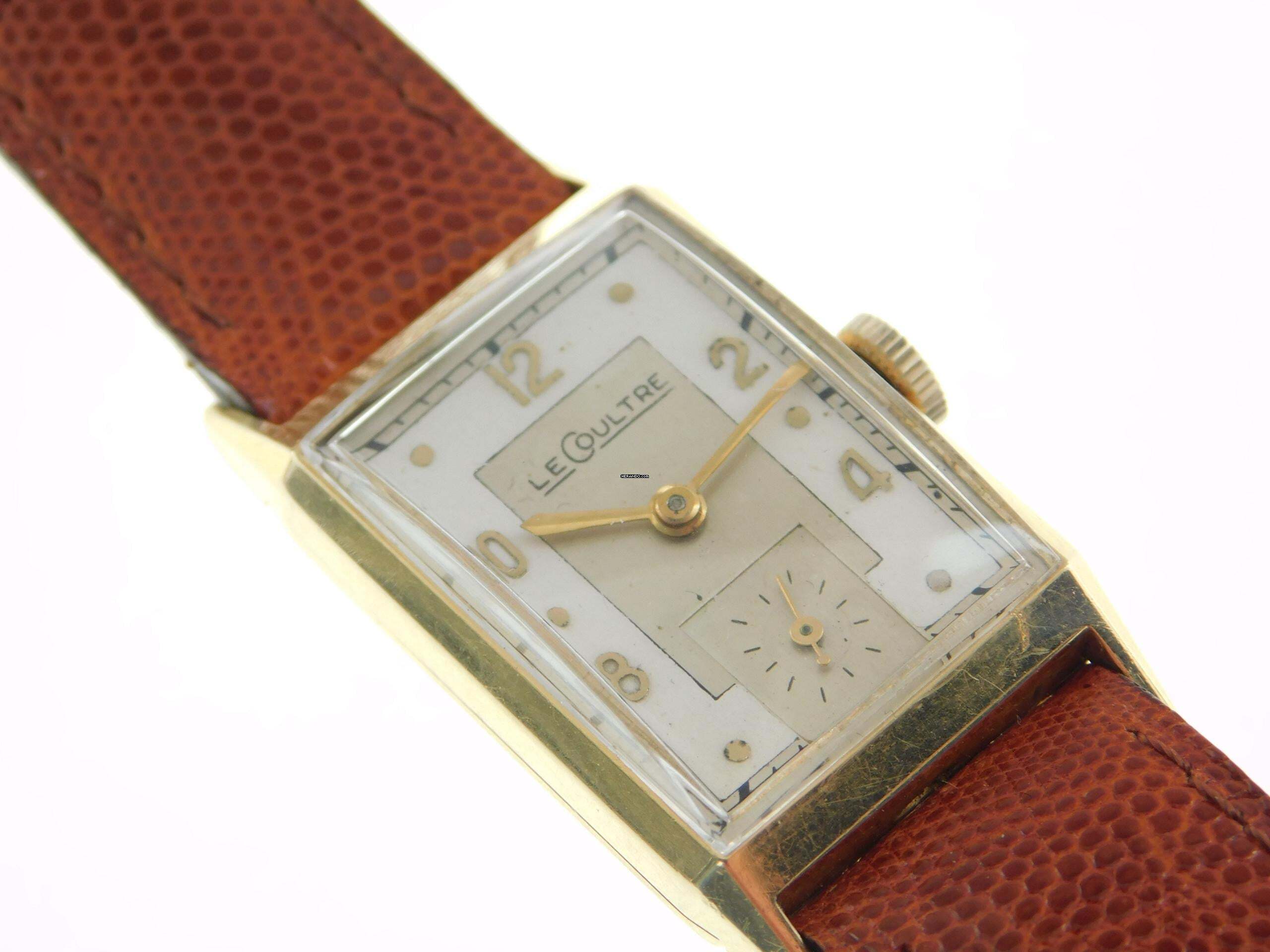  Jaeger-LeCoultre Classic Le Coultre Tank - Rare Vintage 14K Gelbgold Kaliber 438/4 C W frühe Le Coultre Herrenuhr massiv Gelbgold 