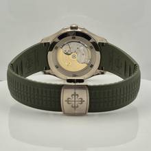 Thumbnail von Patek Philippe Aquanaut Ouro Branco Khaki Green 42mm Automatyczny Kompletny