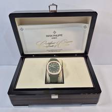 Thumbnail von Patek Philippe Aquanaut Ouro Branco Khaki Green 42mm Automatyczny Kompletny