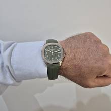 Thumbnail von Patek Philippe Aquanaut Ouro Branco Khaki Green 42mm Automatyczny Kompletny