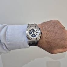 Thumbnail von Audemars Piguet Royal Oak Offshore Chronograph Navy 42mm Automático Completo