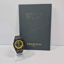 Thumbnail von Audemars Piguet Royal Oak Offshore Chronograph Bumble Bee Carbon & Ceramic 42mm Automatic Complete