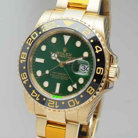  Rolex GMT-Master II 116718LN (green) Gold 18k/750 Box+Papiere+Rolex Service Rolex Serviced 03/2026 