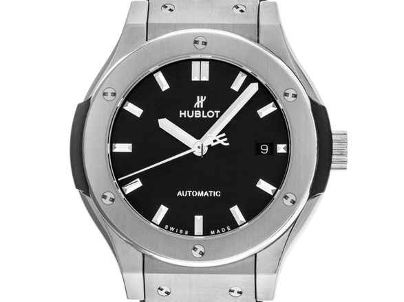  Hublot Classic Fusion Ref.582.NX.1170.RX 2018 Full Set wie Neu Vintage Classic Fusion Titan Kautschuk Faltschließe 
