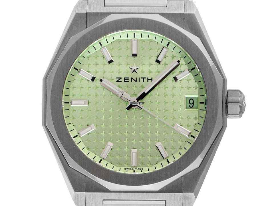 Zenith Defy Skyline Ref.03.9400.670/61.I001 2026 Set completo, mai indossato, quadrante verde Defy Skyline