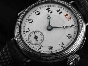 Thumbnail von Ролекс 935 серебро, крышка-клапан, Trench WW, украшение Niello, 1910, оригинальная коробка, оригинальный, не полированный, винтажный Trench WW, украшение Niello, 935 серебро