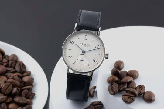  NOMOS Tangente 33 Stahl Handaufzug Herrenuhr Tangente 33 BSH Box & Papiere 2013 