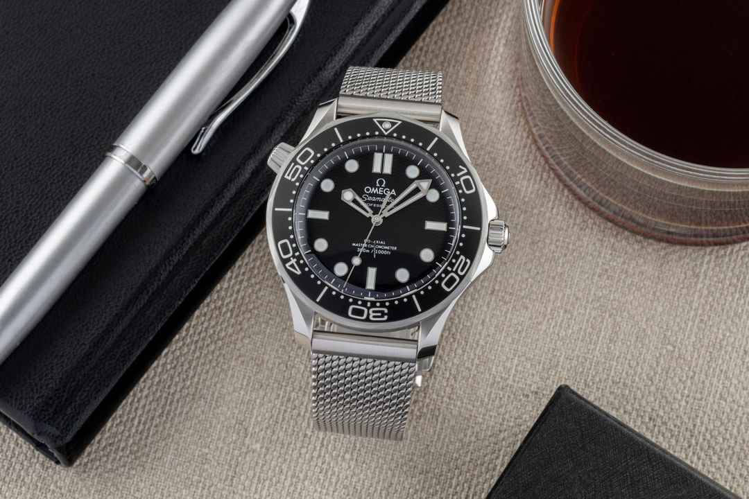  Omega Seamaster Diver 300 M Stahl Automatik Ref. 210.30.42.20.01.010 B&P 2025 