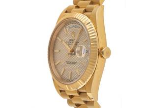 Thumbnail von Rolex Day-Date 40 Ref.228238 2017 LC 100 Full Set original unpoliert Day-Date 18kt Gelbgold Honeycomb Dial