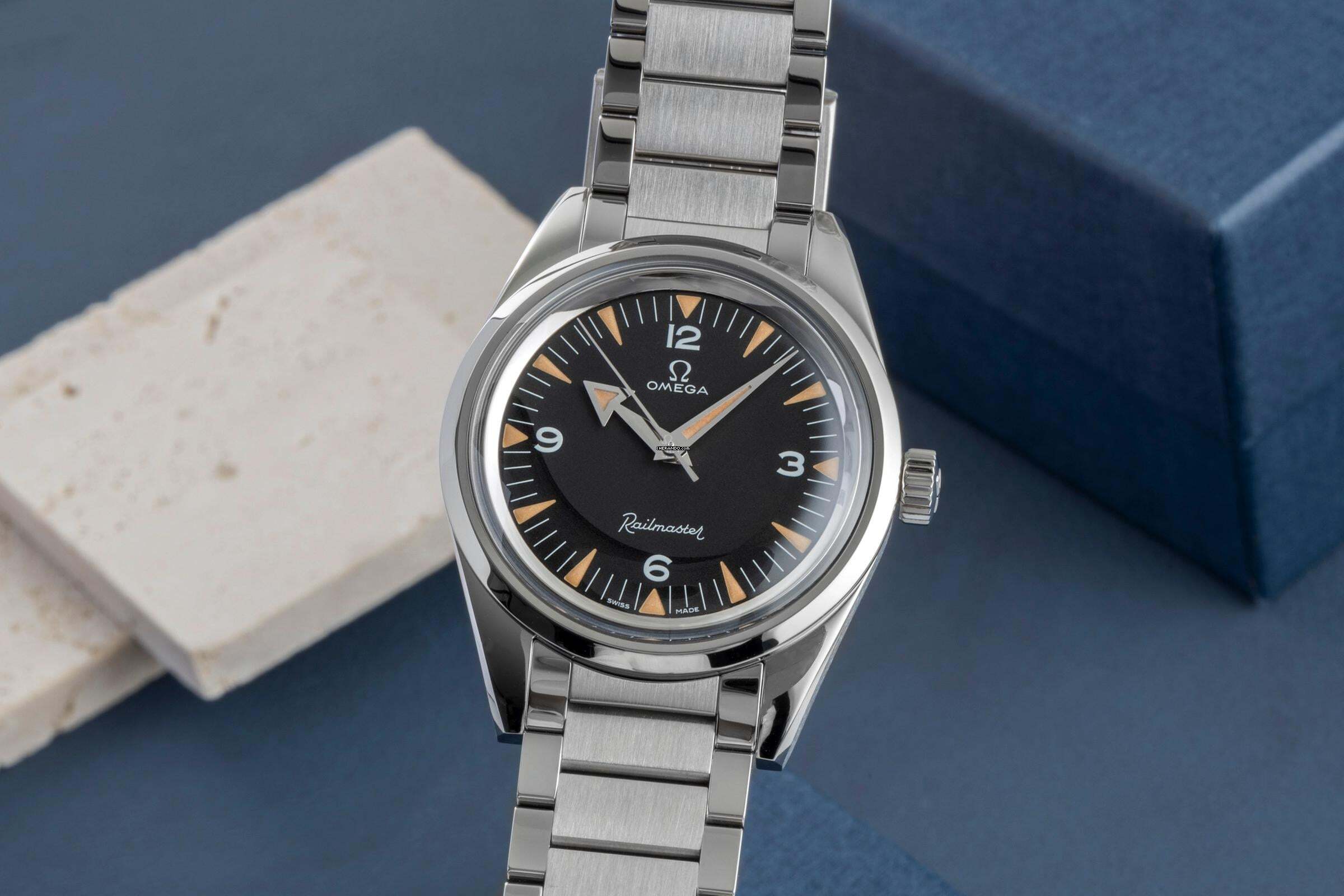 Omega Seamaster Railmaster Stahl Automatik Herrenuhr Ref. 220.10.38.20.01.002 B&P 2019
