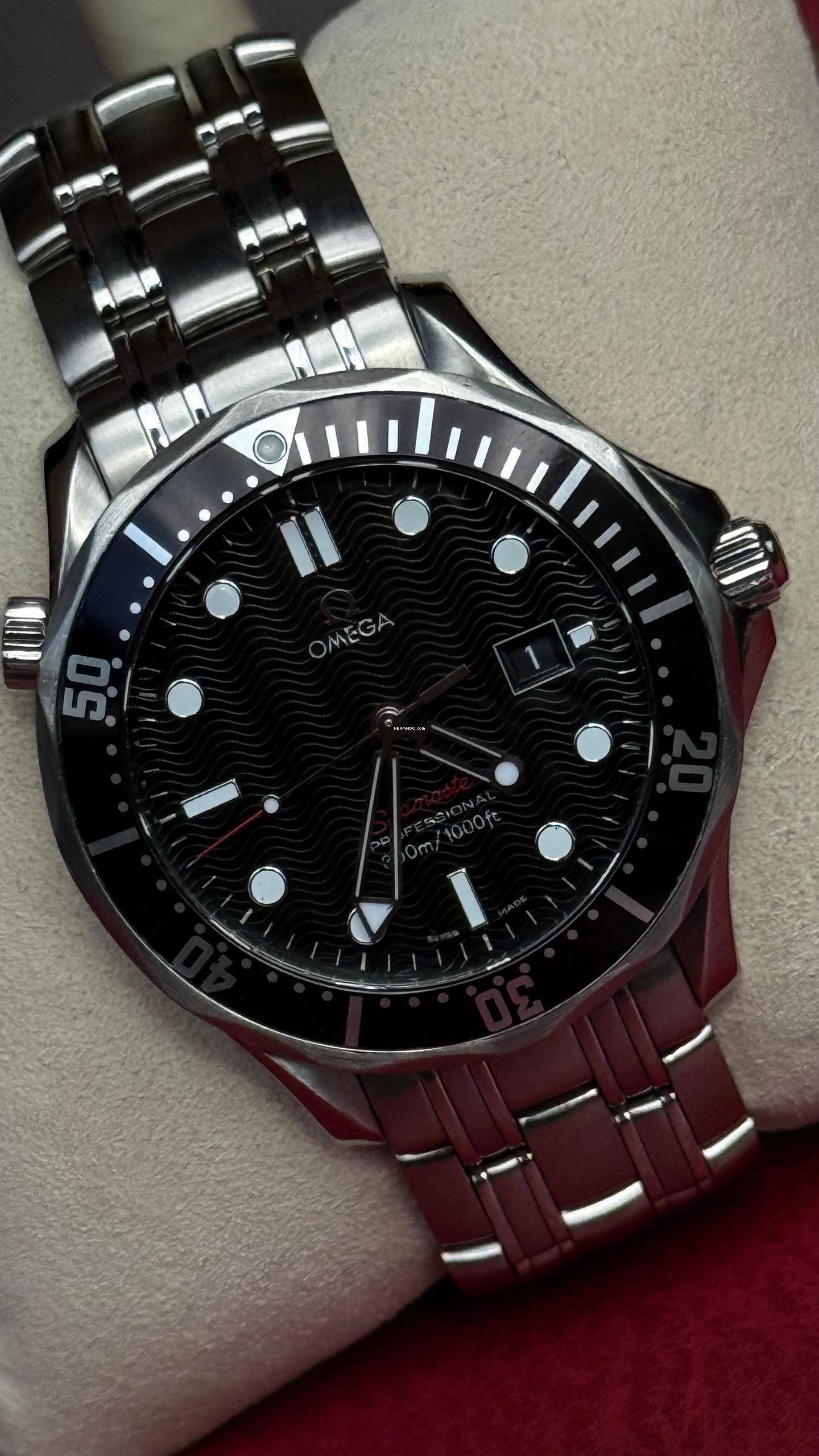 Omega Seamaster Diver 300 M Professional Quartz Top Condition 41mm