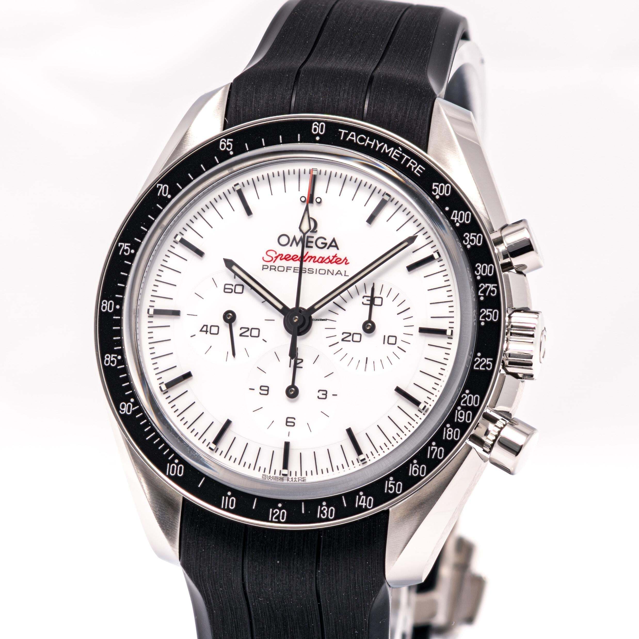 Omega Speedmaster Professional Moonwatch 42 – 310.32.42.50.04.001– NEW & Unworn – 03/2026 Full Set