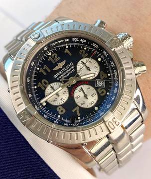 Breitling Avenger ref A69360 Avenger Chrono Ratrapante Quarz SERVICED AT A69360
