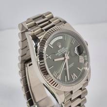 Thumbnail von Rolex Day-Date 40 Presidente Ouro Branco Olive Green Automático Completo