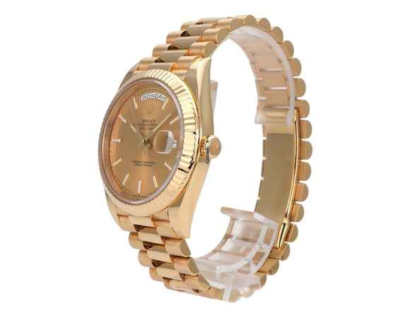  Rolex Day-Date 40 Gelbgold Ref. 228238 Champagner 