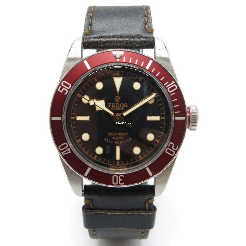 Tudor Black Bay Heritage - réf. 79220R - Avec B+P - Jeu complet rouge