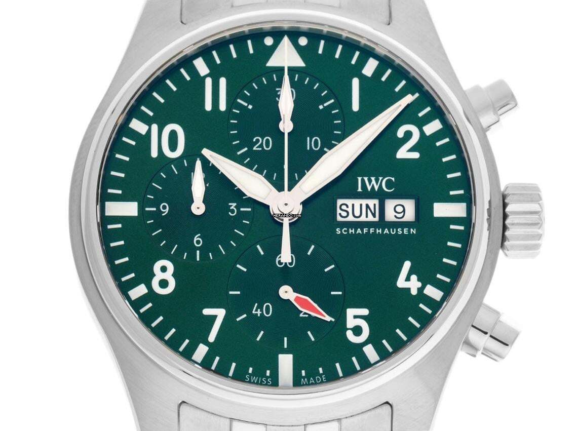 IWC Fliegeruhr Chronograph Pilot´s Watch Chronograph Ref.IW388104 2026 Full Set Ungetragen Pilot´s Watch Chronograph Green Dial