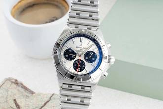 Thumbnail von Breitling Chronomat 42 B01 Chronograph Stahl Automatik AB0134101G1A1