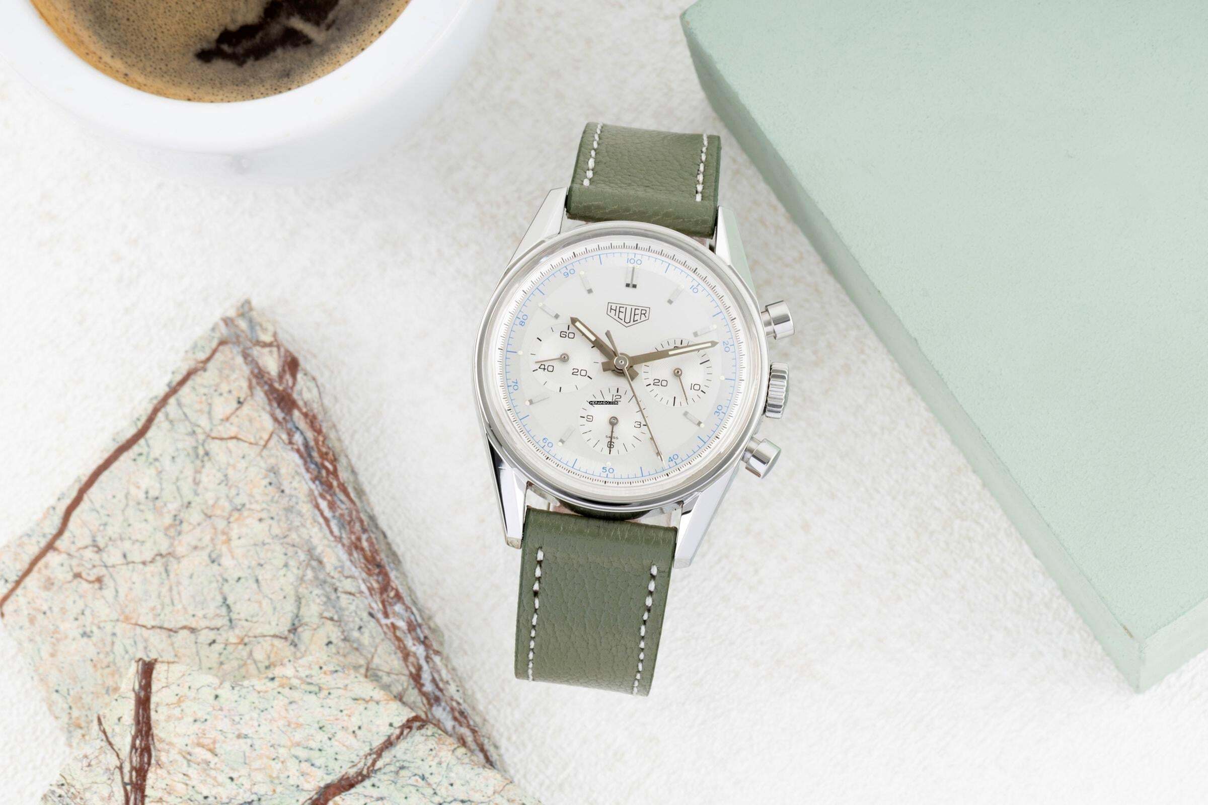 TAG Heuer Carrera 1964 Réédition en acier, remontage manuel, réf. CS3110.BC0726