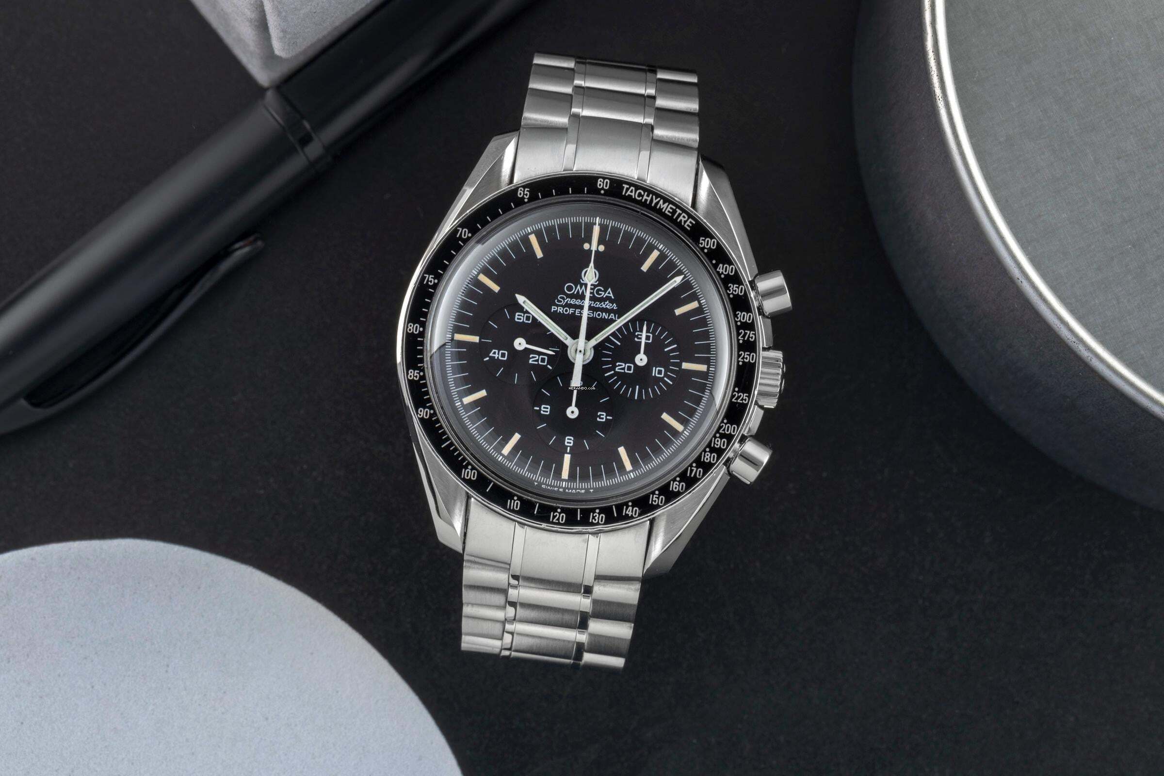 Omega Speedmaster Professional Moonwatch Apollo XI Stahl Handaufzug Herrenuhr 3592.50.00 B&P