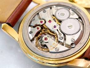 Thumbnail von IWC Vintage Solid Gold 18ct Teardrop Lugs Serviced 36mm