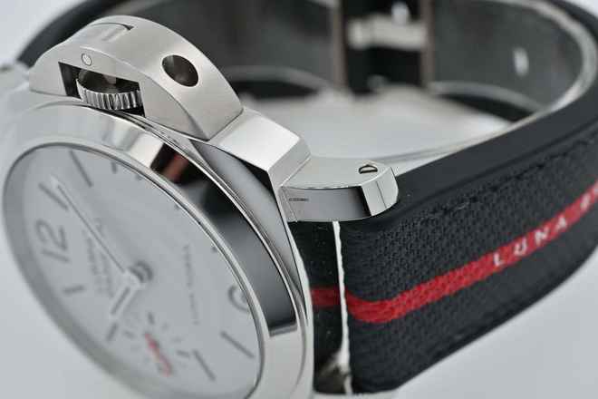  Panerai Luminor Luna Rossa QuarantaQuattro Luna Rossa PAM 1342 White Dial 
