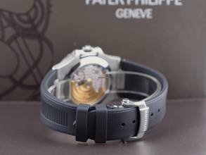 Thumbnail von Patek Philippe Nautilus 5726a-001 Like New 2010 - Full Set