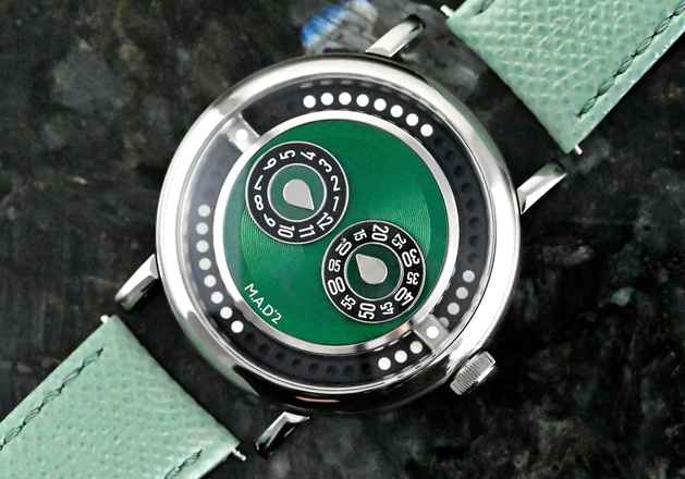  M.A.D. Editions green M.A.D.2 | unworn | Full Set with QR code | Automatic cal. G101 