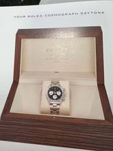 Thumbnail von Rolex Daytona 6265 Daytona BIG RED aus 1980 mit neuem Service ROLEX GENF ATELIER-Outstanding mit orig. Buch über die Revision Rolex Atelier Genf etc.!