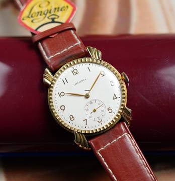 Longines AMAZING LIKE NEW NOS 18K GOLD FANCY CASED FROM 1948 EXTRACT RARE VINTAGE FULL SET