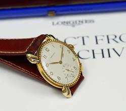 Thumbnail von Longines AMAZING LIKE NEW NOS 18K GOLD FANCY CASED FROM 1948 EXTRACT RARE VINTAGE FULL SET