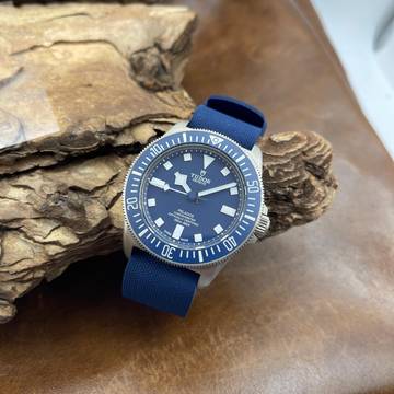 Tudor Pelagos Pelagos FXD blau - FULLSET 2022 deutsch - Ref. 25707B