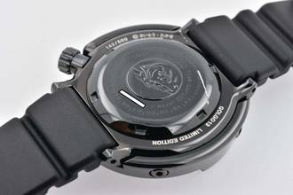 Thumbnail von Seiko Marinemaster Prospex Tuna SBBN023 GOLGO 13 Limited Edition Black