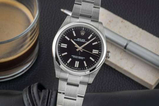  Rolex Oyster Perpetual 41 Black Dial Stahl Automatik Herren Ref. 124300 B&P 2021 