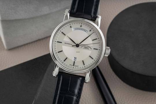  Mühle Teutonia II Stahl Automatik Herrenuhr Ref. M1-33-65LB Box & Papiere 2025 