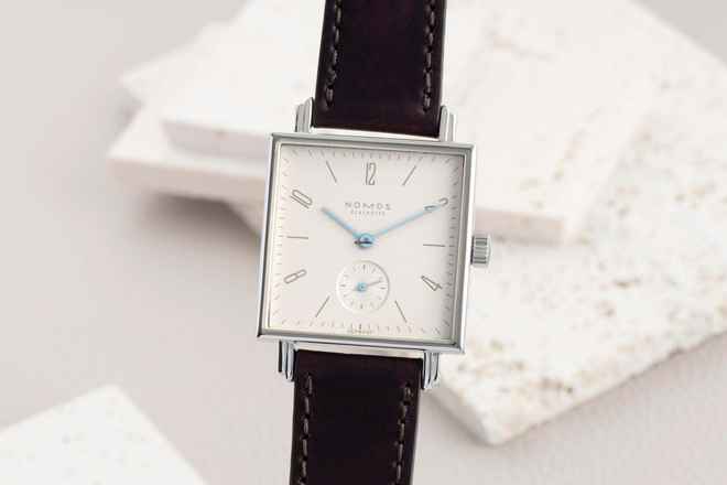  NOMOS Tetra Leberblümchen Edelstahl Handaufzug Medium Size Klassiker 