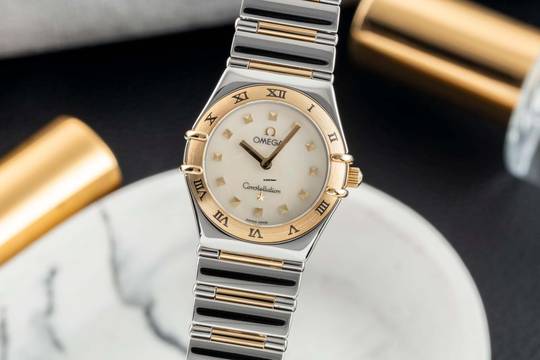 Omega Constellation Ladies Stahl / Gold Quarz MOP Dial Damen Ref. 1371.71.00 Klassiker 