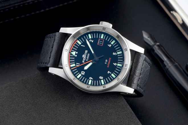  Fortis F-39 Fliegeruhr F-39 Stahl Automatik Herrenuhr Ref. W.422.0021 