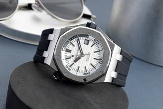 Thumbnail von Audemars Piguet Royal Oak Offshore Diver Stahl Ref. 15710ST.OO.A002CA.02 B&P