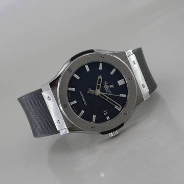  Hublot Classic Fusion Ø 45 mm Titan Kautschuk mit orig Papieren 