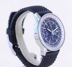 Thumbnail von Breitling Navitimer World 46 mm Chronograph Klassiker black dial B+P